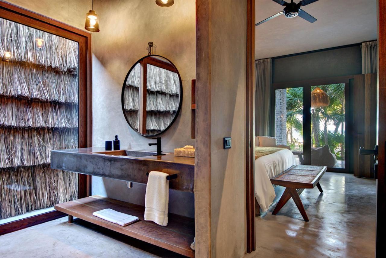 Beachfront Villa In Tankah Bay トゥルム エクステリア 写真